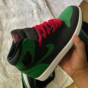 Pine Green Air Jordan’s 1s